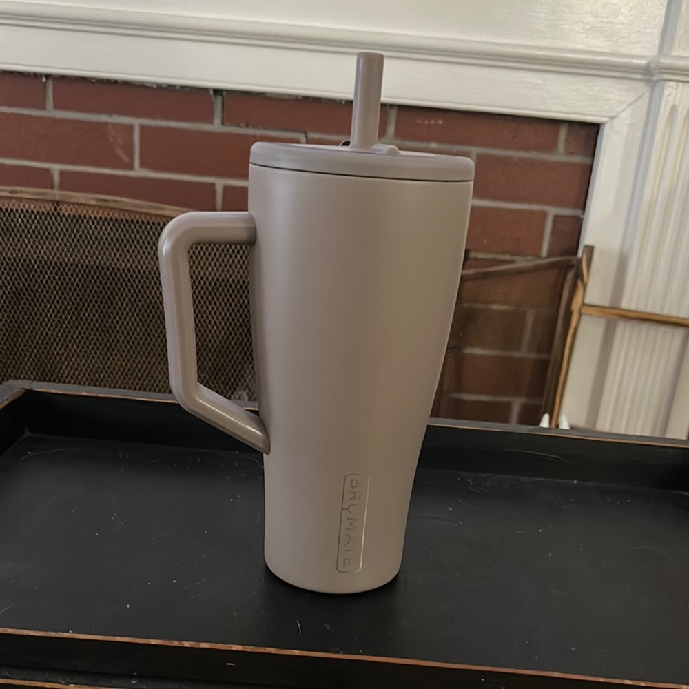 BrüMate mocha Era tumbler